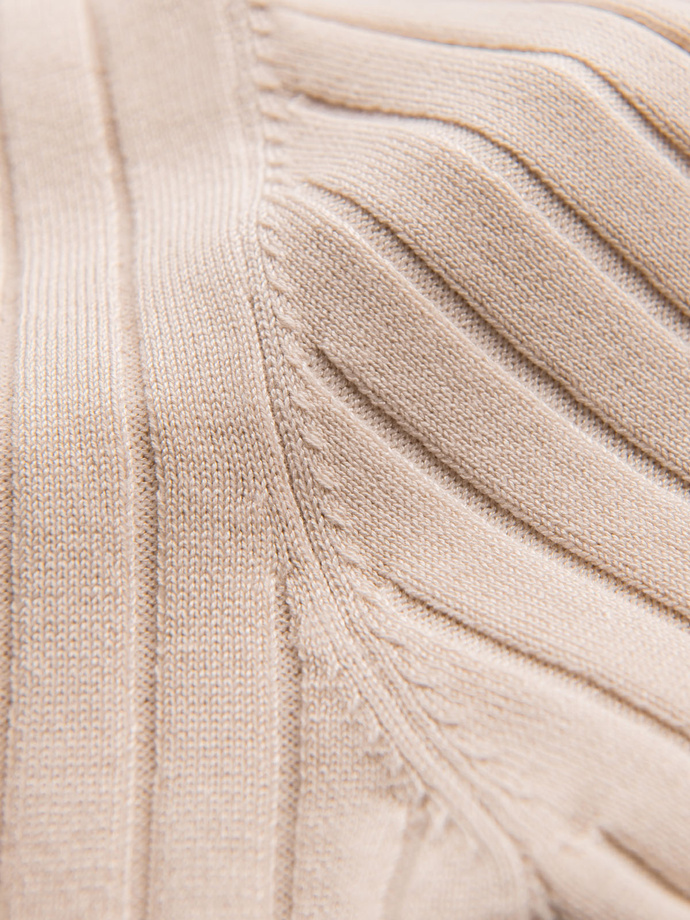 Męska koszulka polo z wiskozą SLIM FIT w pionowy prążek – beżowa V2 OM-POSS-0143