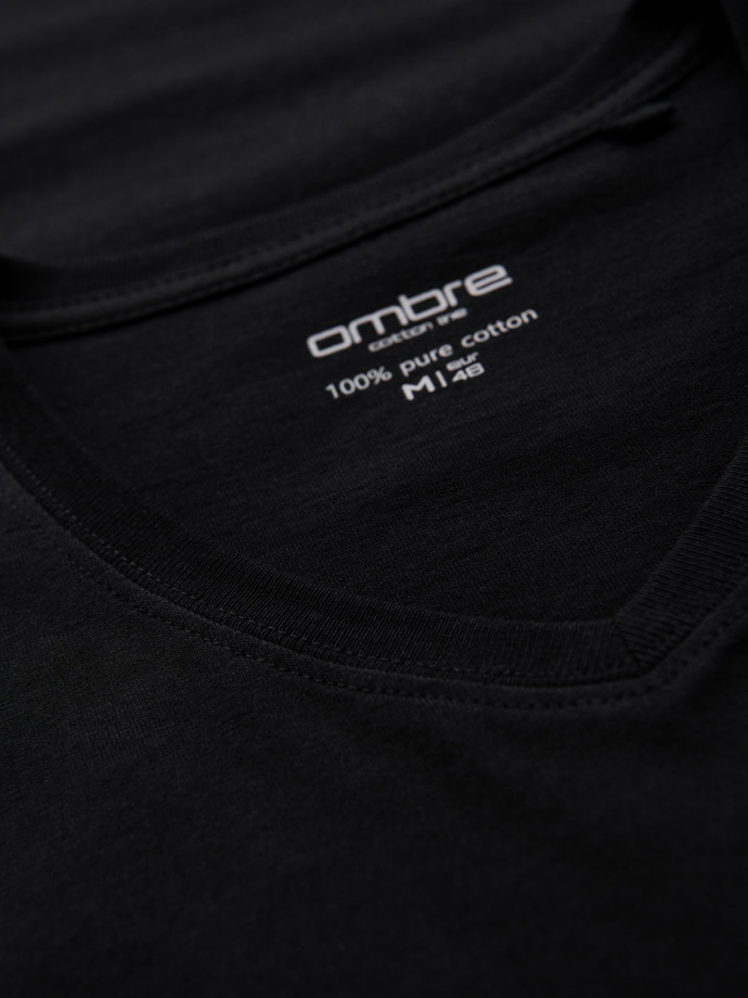 Klasyczna męska bawełniana koszulka z dekoltem w serek BASIC – czarna V1 OM-TSBS-0237