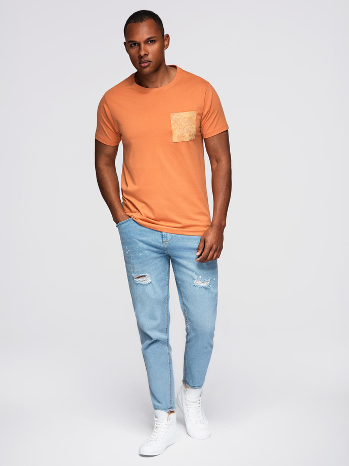 T-shirt męski bawełniany z printowaną kieszonką –  pomarańczowy V3 OM-TSPT-0227
