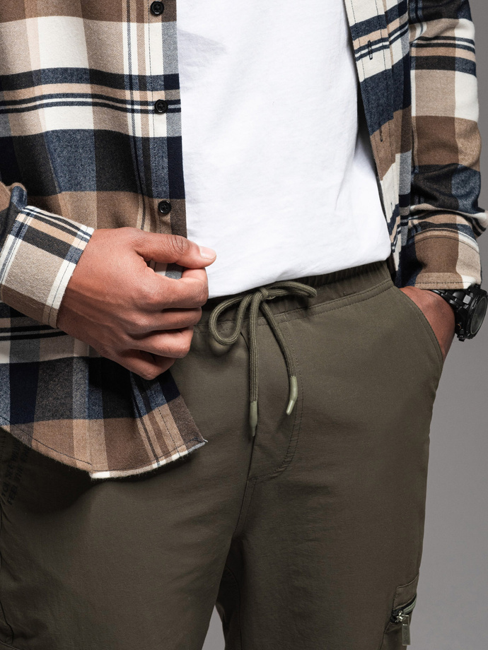 Men's jogger pants with cargo pockets and print - dark olive green V5 OM-PAJO-0200