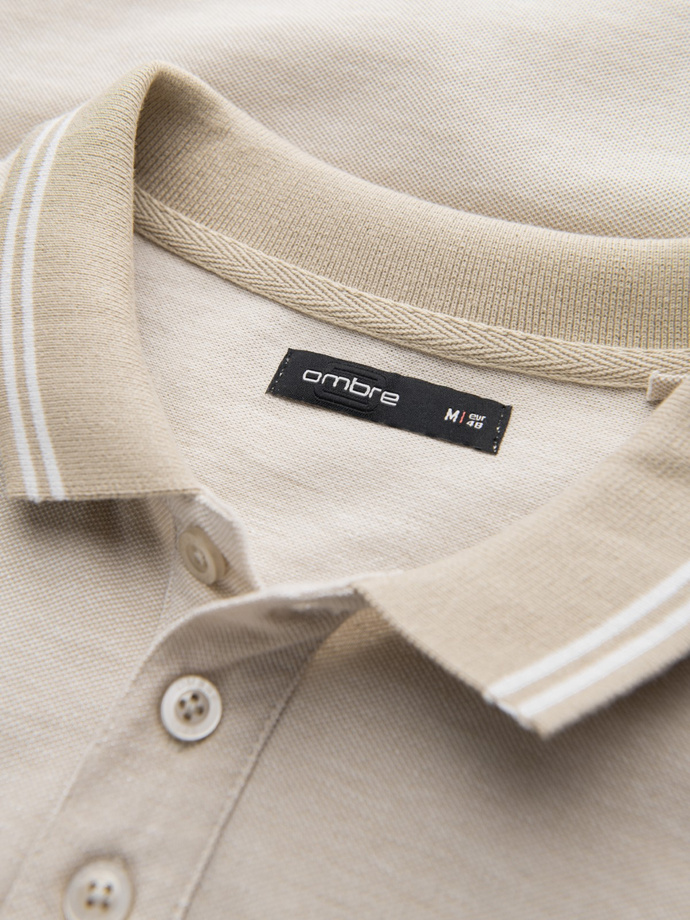 Melanżowa koszulka męska polo z kołnierzykiem w paski – piaskowa V4 OM-POSS-0109