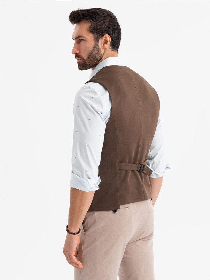 Dopasowana męska kamizelka ze strukturalnej dzianiny z klapami – brązowa V2 OM-BLZV-0144