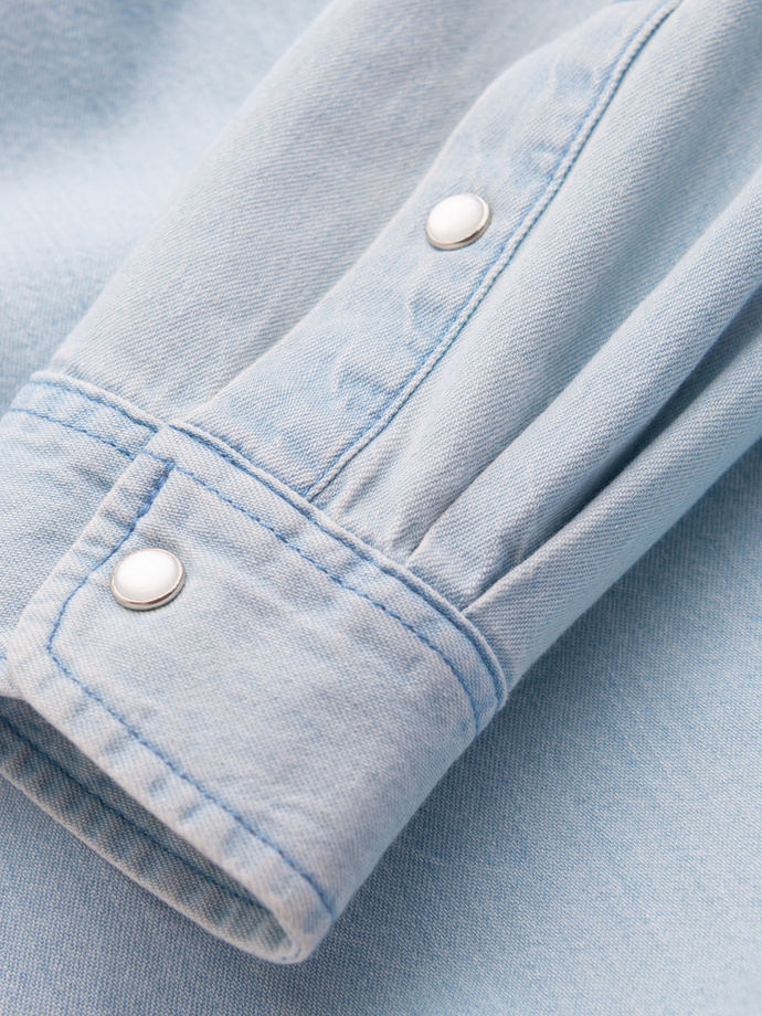 Men's denim snap shirt with pockets - light blue V1 OM-SHDS-0115