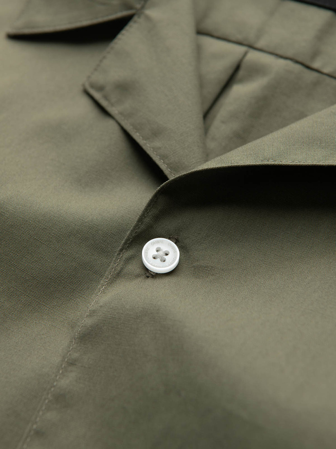 Koszula męska z krótkim rękawem i kubańskim kołnierzem - khaki V4 OM-SHSS-0168