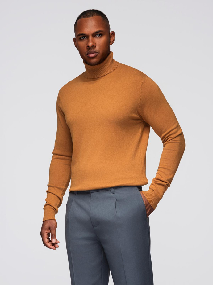 Men's knitted single-color turtleneck with viscose - camel V8 OM-SWTN-0101