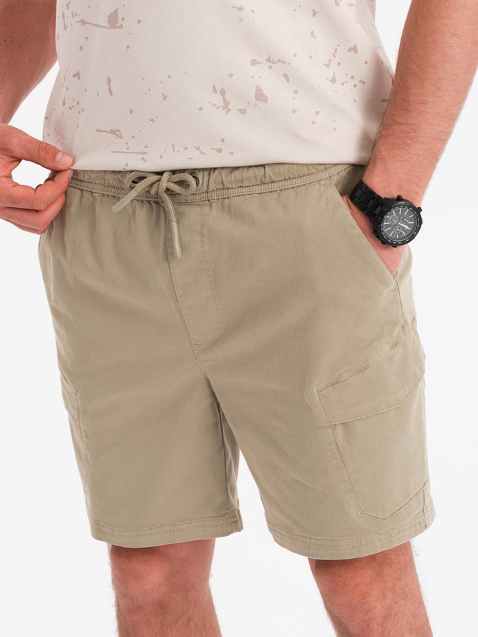 Men's loose-fit shorts with cargo pockets - light olive V3 OM-SRCG-0194