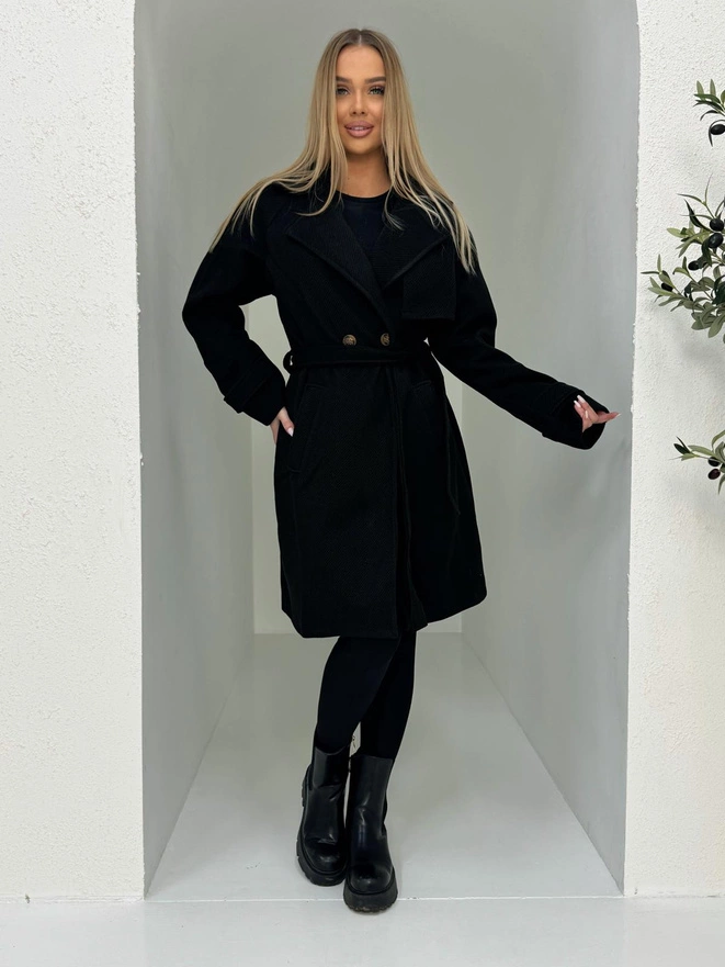 Fashionable women's coat CLR038 - black