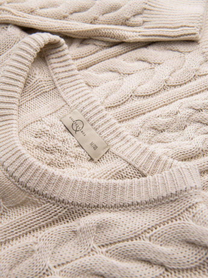 Elegancki sweter męski z ciekawym splotem – ecru V1 OM-SWSW-0173