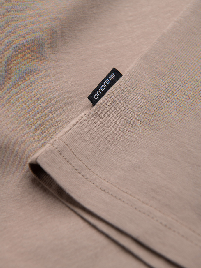 Męska klasyczna bawełniana koszulka z dekoltem w serek BASIC – popielata V21 OM-TSBS-0145