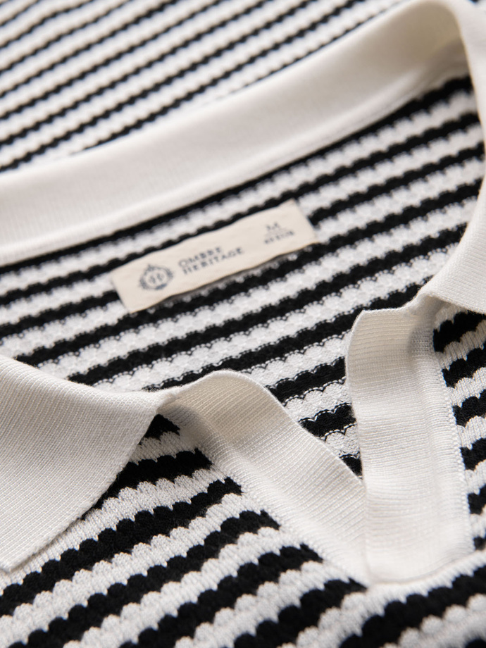 Męska dzianinowa koszulka polo bez guzików w marynarskie paski – czarno-biała V1 OM-POSS-0161