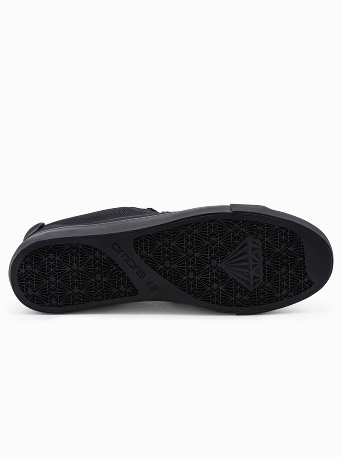 One-color casual men's sneakers with combined materials - black V1 OM-FOCS-0105