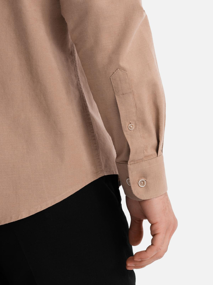 Koszula męska lniana z klasycznym kołnierzykiem i kieszeniami REGULAR FIT – jasnobrązowa V7 OM-SHCS-0134
