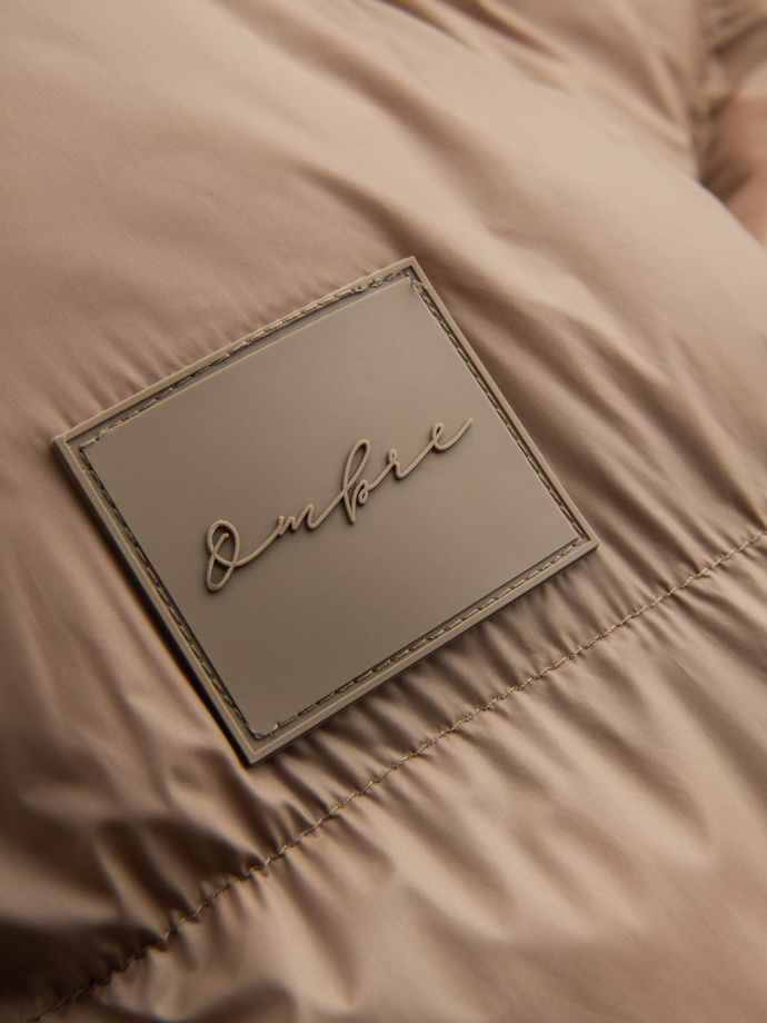 Długa męska kurtka puffer z zapinanymi kieszeniami – brązowa V2 OM-JALJ-0186