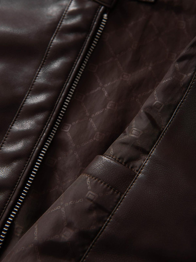 Kurtka męska z imitacji skóry ze stójką - ciemnobrązowa V1 OM-JAFL-0109