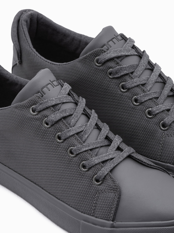 Casualowe jednokolorowe trampki męskie z łączonych materiałów – szare V5 OM-FOCS-0105