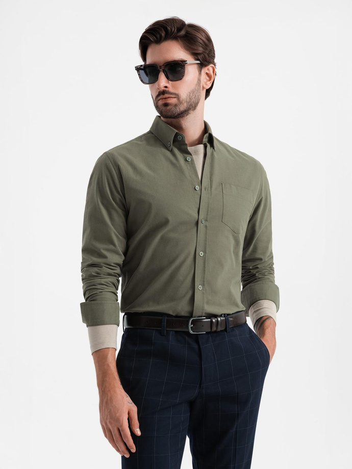 Men's cotton REGULAR FIT shirt with pocket - khaki V4 OM-SHOS-0153