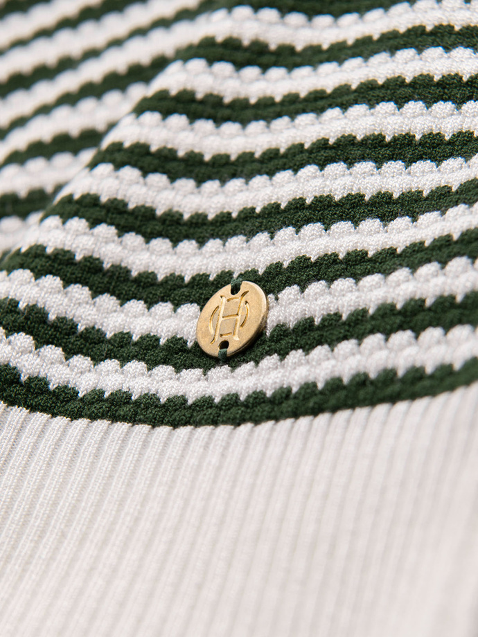 Dzianinowa męska koszulka polo bez guzików w marynarskie paski – biało-oliwkowa V3 OM-POSS-0161