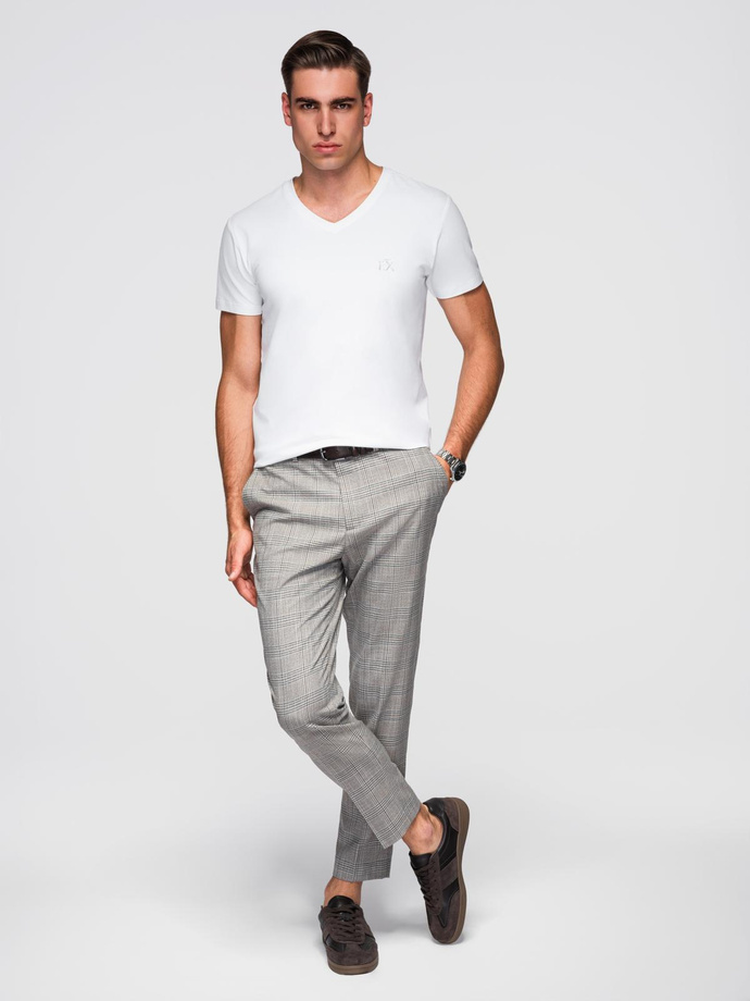 Męski t-shirt V-neck SLIM FIT z elastanem i printem – biały V2 OM-TSBC-0221