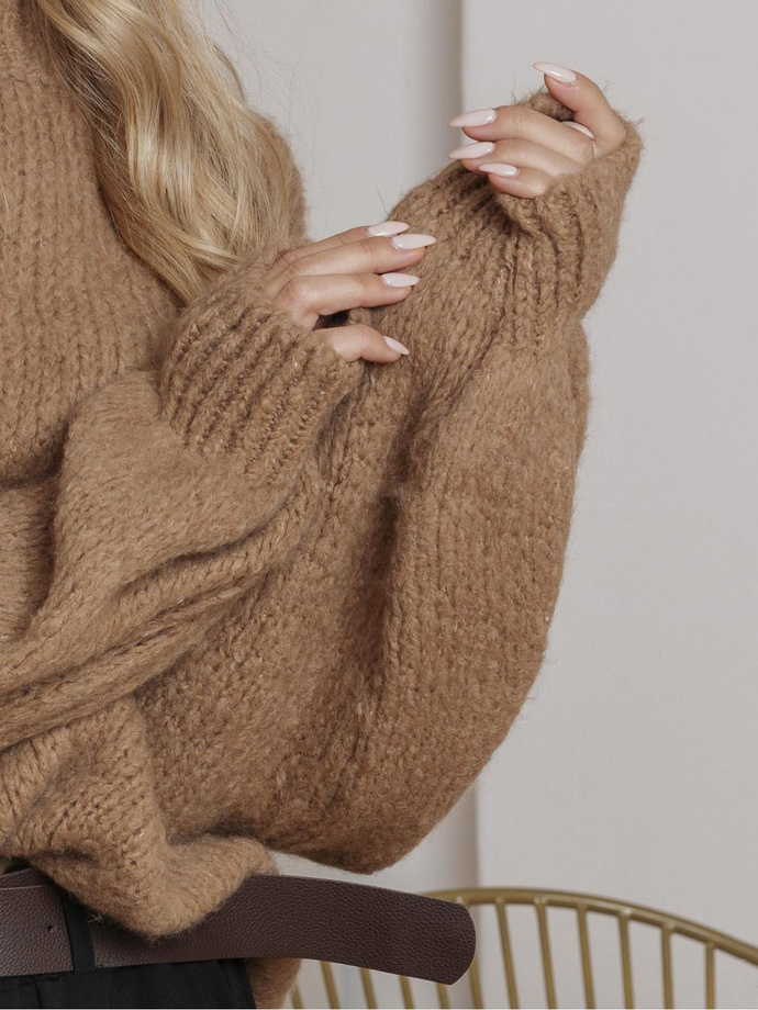 Women's boxy sweater ELR025 - camel