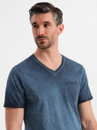 Men's cotton V-neck knit t-shirt with wash effect - navy blue V7 OM-TSWT-0242