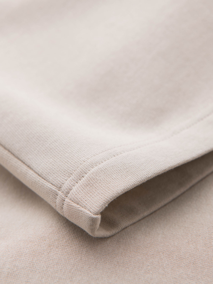 Men's knit shorts with drawstring and pockets - light beige V1 OM-SRBS-0139