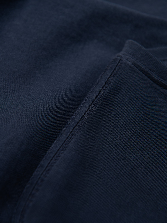 Klasyczny T-shirt męski bawełniany BASIC - granatowy V2 OM-TSBS-0146