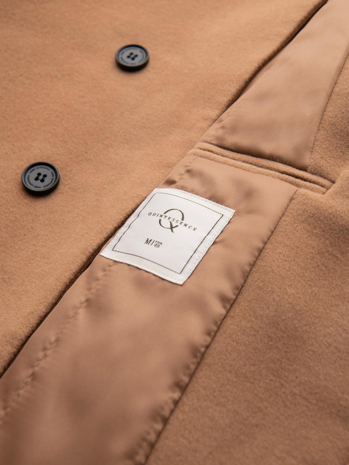 Męski płaszcz z asymetrycznym zapięciem i wysokim kołnierzem – jasnobrązowy V4 OM-COWC-0141