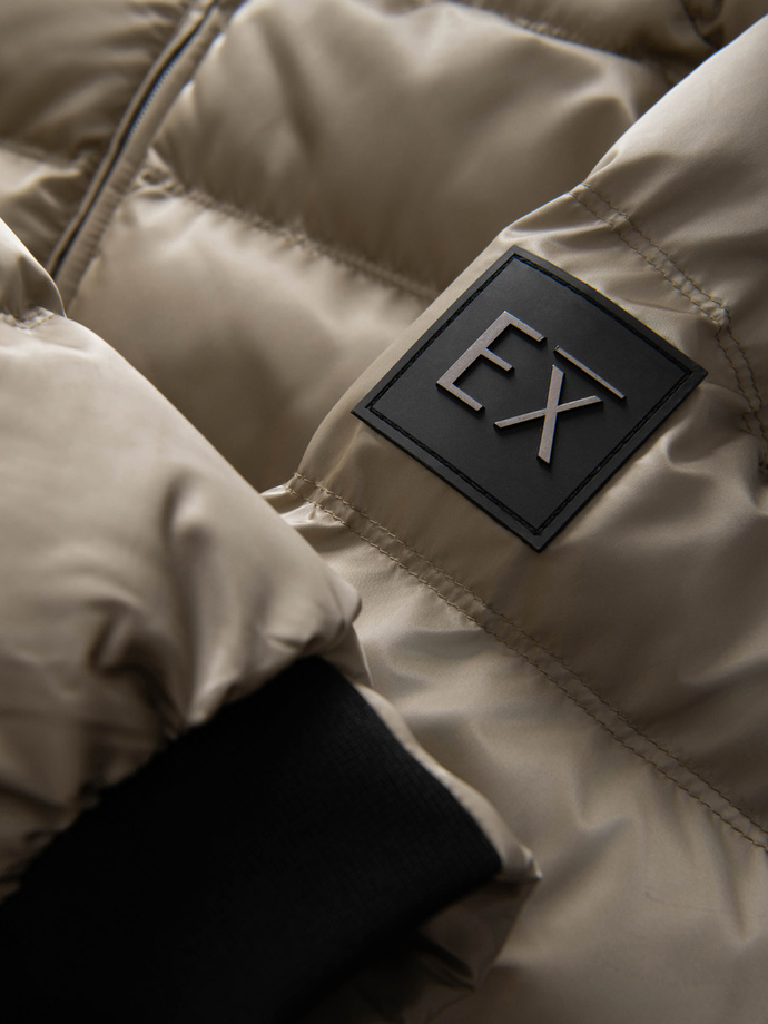 Pikowana męska kurtka z połyskiem i stójką – jasnopopielata V5 OM-JALP-0218