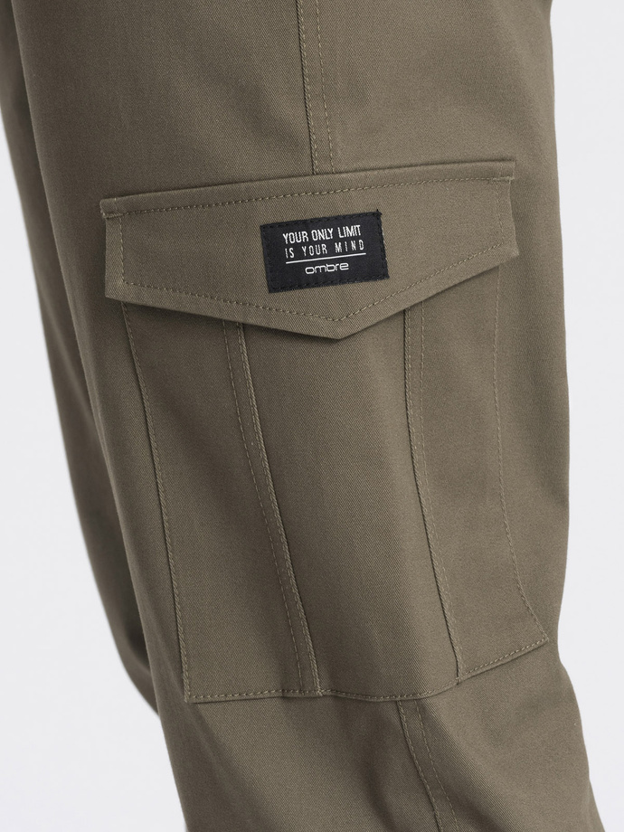 Men's pants with cargo pockets and leg hem - dark olive green V1 OM-PACG-0189