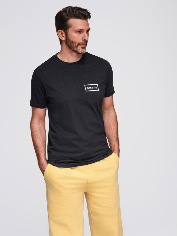Koszulka męska dzianinowa z nadrukiem o kroju REGULAR - czarna V2 OM-TSPT-0231