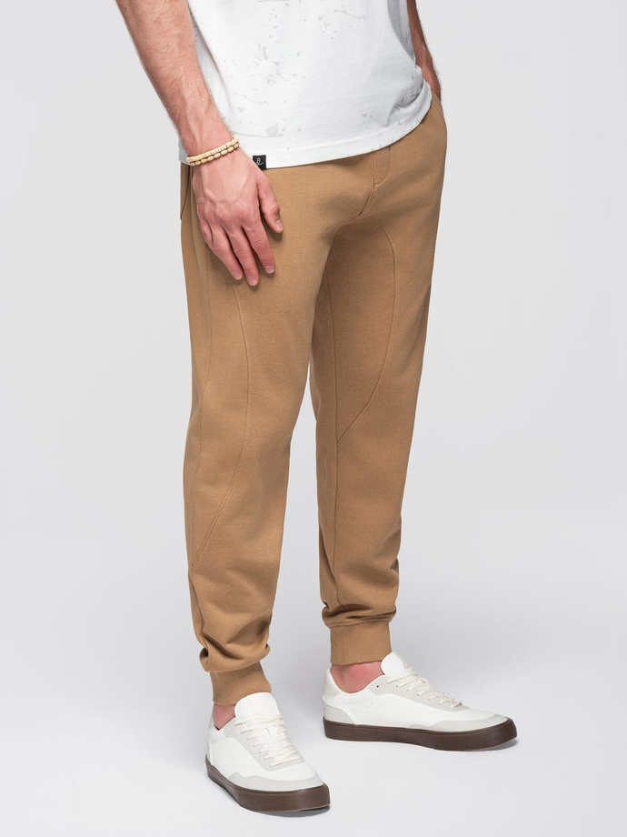 Spodnie męskie dresowe typu jogger - brązowe V2 OM-PABS-0173