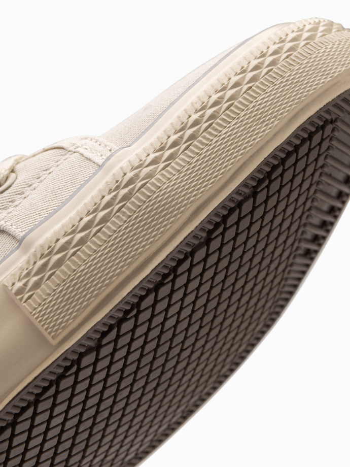 Classic men's sneakers with rivets - cream V2 OM-FOTL-0147