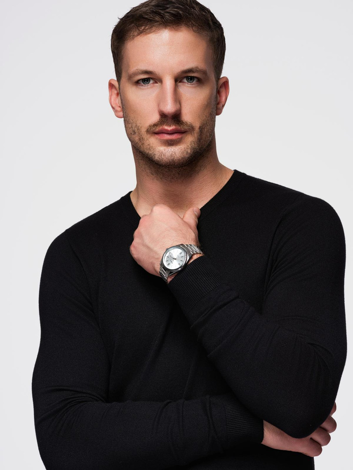 Classic men's sweater with round neckline - black V2 OM-SWBS-0106