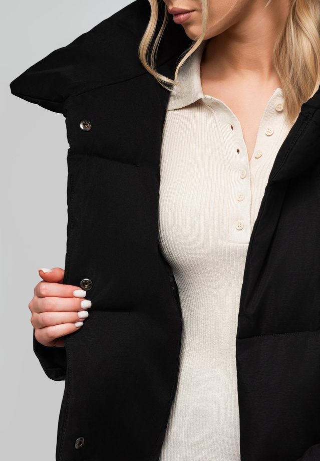 Women's quilted jacket with belt and collar OW-JAHP-0106 v1 - black
