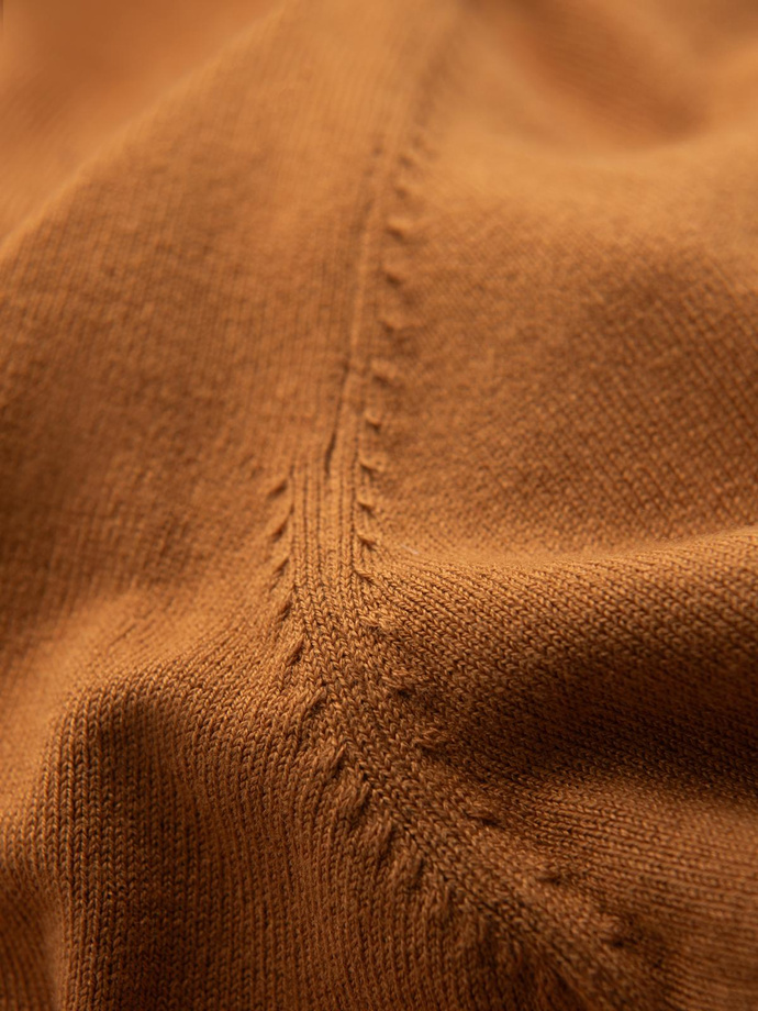 Men's knitted single-color turtleneck with viscose - camel V8 OM-SWTN-0101