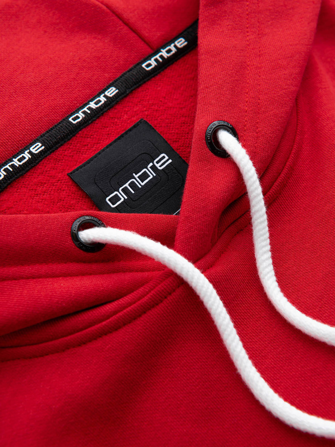 Męska bluza dresowa kangurka z kapturem i naszywką w stylu college – czerwona V1 OM-SSNZ-0144