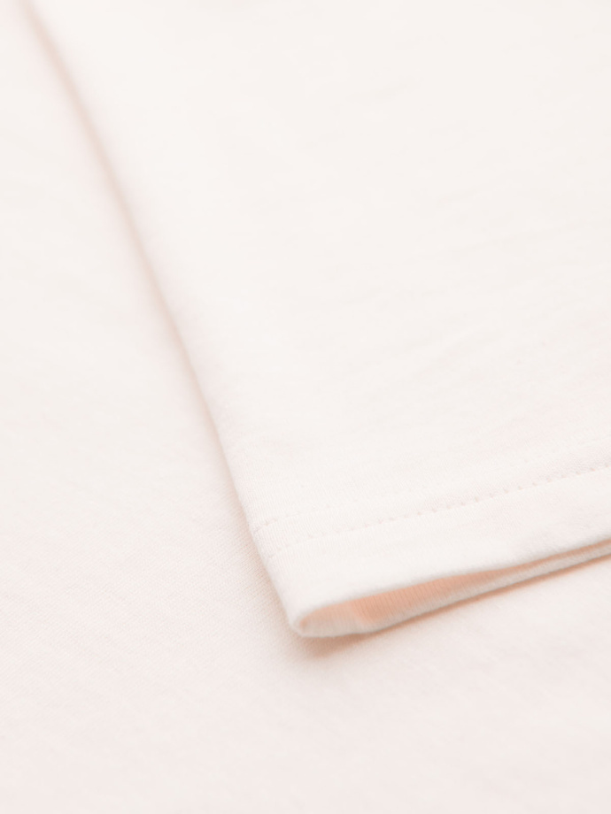 Męski t-shirt z dekoltem na guziki i zamszowym wykończeniem – biały V1 OM-TSCT-0206