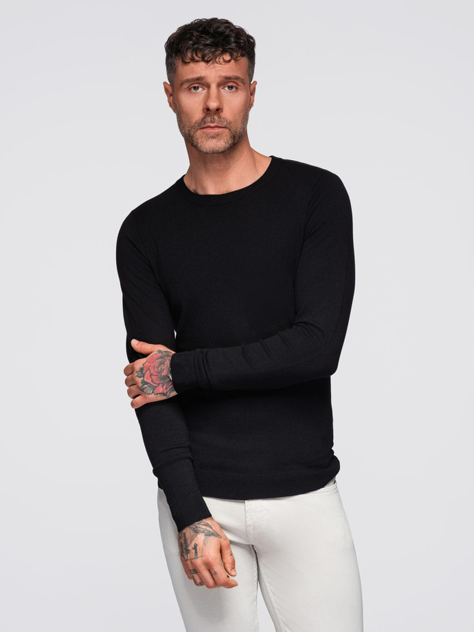 Classic men's sweater with round neckline - black V2 OM-SWBS-0106