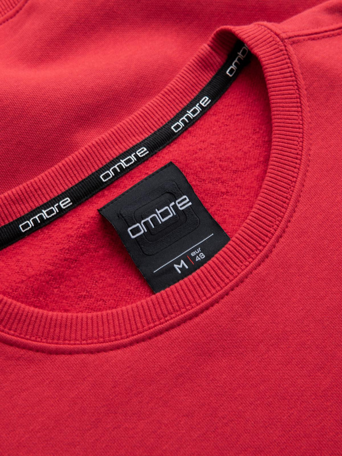 Men's non-stretch sweatshirt with round neckline and patch - red V1 B1713