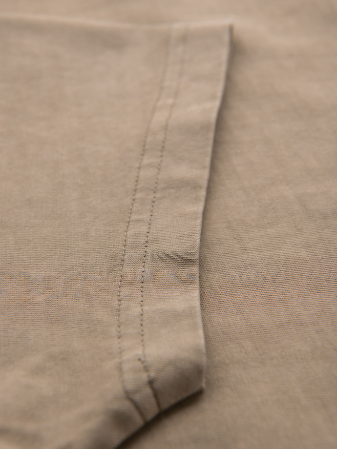 Bawełniana koszulka z nadrukiem na klatce i plecach - ciemnobeżowa V2 OM-TSWT-0201