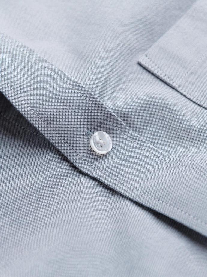Elegant men's oxford shirt with embroidery and pocket - blue V1 OM-SHOS-0173