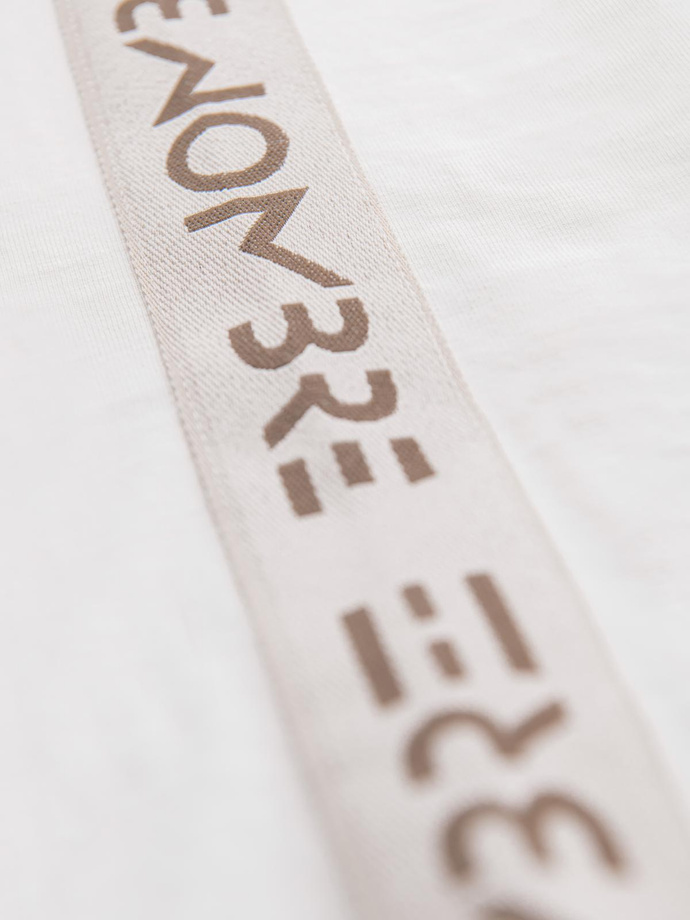 Men's cotton U-neck longsleeve with piping and chest print - broken white V3 OM-LSCL-0127