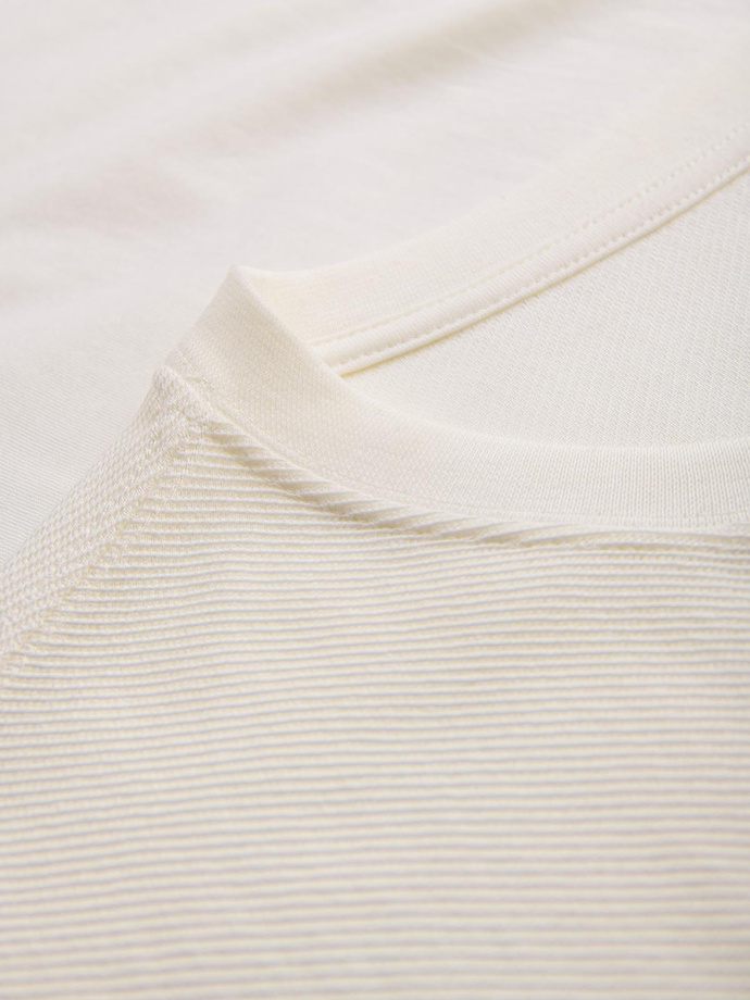 Męski t-shirt z kieszonką LOOSE FIT – biały V8 OM-TSCT-0171