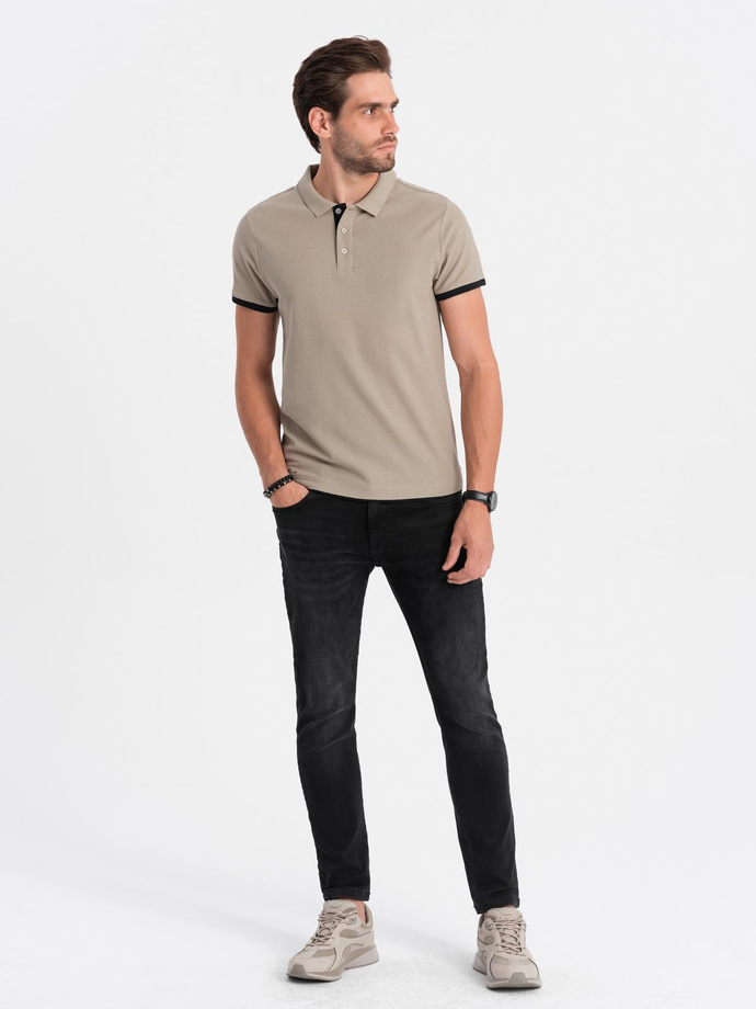 Bawełniana koszulka męska polo z kontrastowymi wykończeniami – ciemnobeżowa V5 OM-POSS-0113