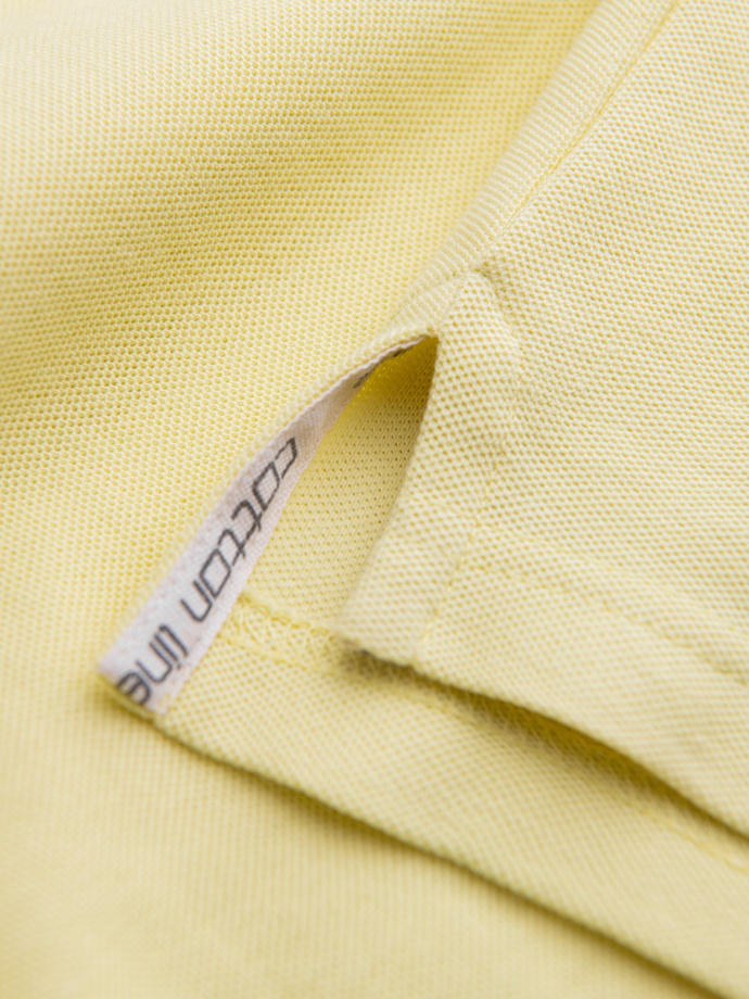 Jednokolorowa koszulka polo męska BASIC z dzianiny pique - żółta V15 OM-POBS-0100