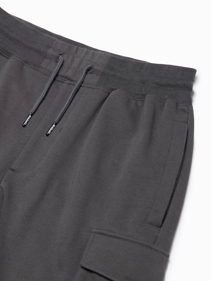 Men's shorts with cargo pockets - dark grey V2 OM-SRSK-0106