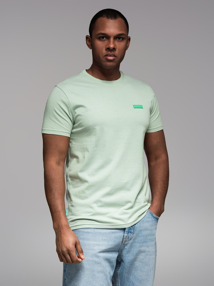 Bawełniany t-shirt męski z zieloną naszywką na piersi – miętowy V4 OM-TSCT-0151