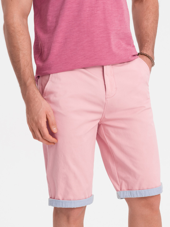 Men's chinos shorts with contrasting turn-up - pink V8 W421