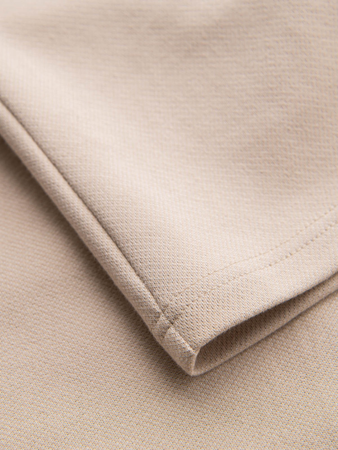 Casual men's SLIM FIT jacquard knit shorts - beige V2 OM-SRCS-0168