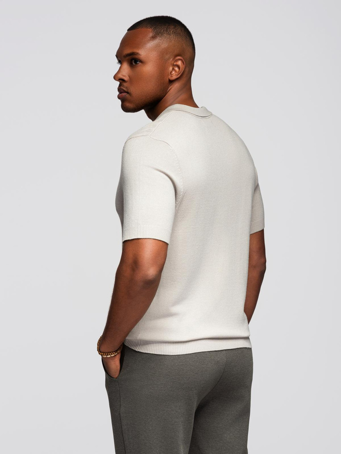 Męska koszulka polo bez guzików z klasycznym splotem –  jasnobeżowa V3 OM-POSS-0159